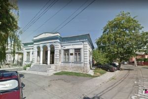 De ce vrea Consiliul Judeţean Vrancea să cumpere cu tot dinadinsul o casă monument istoric din Focşani, după ce ani la rândul a refuzat oferta proprietarilor?