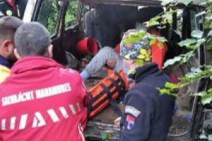 Fotografia zilei: Intervenţie reuşită a salvamontiştilor maramureşeni la Strâmtura şi Ulmoasa-Băiţa