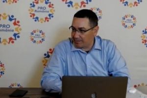 Victor Ponta a RĂBUFNIT de Ziua Copilului, din cauza REFUZULUI PNL de a creşte alocaţiile: Orban nu alocă bani, dar bea whiskey