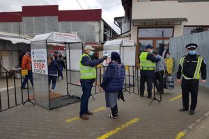 Amenzi de 7.500 de lei aplicate în Bazar, în prima zi de funcţionare, pentru nerespectarea ...