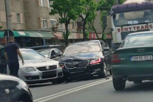 FOTO. Accident pe Careiului! Trafic blocat după o tamponare