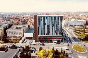 ,,Industria ospitalităţii” îşi reia activitatea – Hotelul Ramada pregătit pentru primii oaspeţi