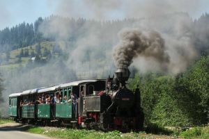 Mocăniţa de la Moldoviţa porneşte din nou la drum în perioada Rusaliilor