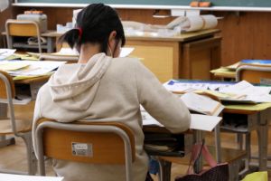 Peste 5.500 de elevi din clasele terminale se întorc mâine la şcoală | Cum s-au pregătit responsabilii din IȘJ Vrancea