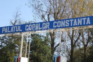 Palatul Copiilor din Constanta, lasat in paragina, de autoritati. Petitie pentru stoparea degradarii complexului 