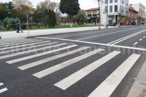 Accidentata pe trecerea de pietoni