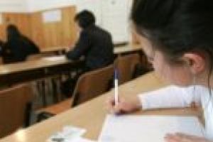Peste 90% din elevii cărăşeni au revenit la şcoală în vederea pregătirii pentru Evaluarea Naţională şi Bacalaureat