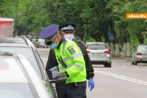 Depistaţi în trafic cu permise de conducere false