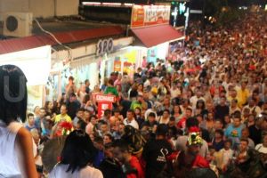 Proiect de lege: Cand ar putea  fi organizate evenimente, festivaluri si manifestari culturale sau artistice cu peste 1000 de participanti (documente)