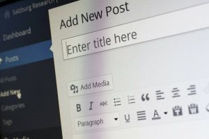 Care este cel mai simplu mod de a crea un website pentru afaceri mici?