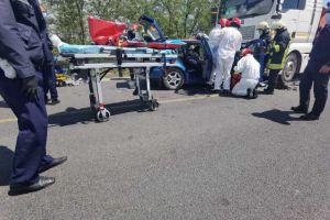 UPDATE FOTO| Accident rutier GRAV pe DN1, la Lancrăm: O victimă este încarcerată. Elicopterul SMURD solicitat pentru o persoană proiectată pe asfalt