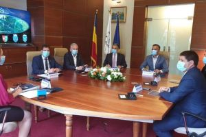 Au fost semnate actele pentru înfiinţarea Asociaţiei de Dezvoltare Intercomunitară „Valea Prahovei în Acţiune”