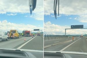 FOTO| ACCIDENT pe autostrada A1 Sibiu-Deva, în zona municipiului Sebeş: Un autotren a rupt glisiera mediană şi a trecut pe sensul opus. Trafic rutier întrerupt