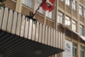 Mândria de altădată a Reşiţei şi a României se vinde pe bucăţi. La pachet nu o vrea nimeni
