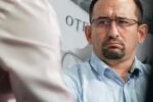 „Nu am auzit de vreun candidat care să câştige doar că participă, fără să creeze şi nişte promisiuni electoratului”