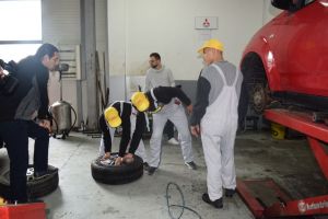 Ce meserii pot învăţa elevii care aleg învăţământul profesional şi tehnic