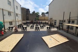 Teatrul Dramatic din Galaţi joacă duminică primul spectacol în aer liber