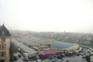 Cod galben de ploi torenţiale, vijelii şi descărcări electrice joi la Sibiu