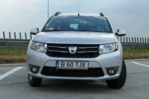 Mai multe autovehicule model Dacia Duster, Logan şi Dokker vor intra în dotarea Poliţiei Române