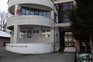 Autorităţile din judeţul Suceava au solicitat 4,5 milioane de măşti pentru 90. ...