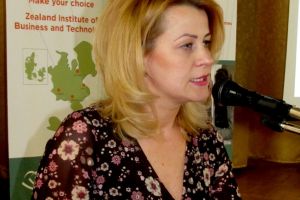 Şefă nouă la Casa Corpului Didactic Bihor: Noua directoare Mioara Ţigan este PNL-istă dar nu vrea s-o spună