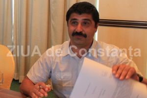 Ce se intampla cu dosarul fostului director din Primaria Constanta, care a dat in judecata institutia pentru a reveni pe post
