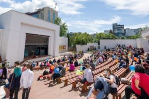 Muzică live la Grădina de Vară