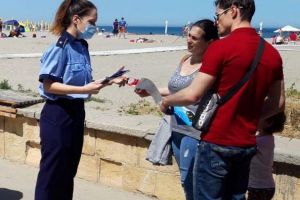 Activitati preventive desfasurate de politisti. Despre ce au discutat cu turistii din statiunea Mamaia