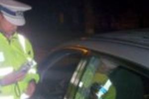 Altercaţie în trafic la Oţelu Roşu! A fost implicat un poliţist