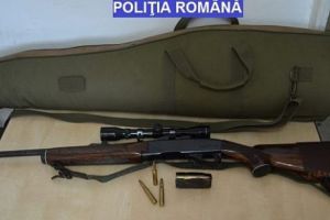 Anchetat pentru uz de armă fără drept