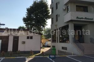 Constanteanul suparat: Un barbat acuza un fost director din Primaria Constanta ca si-a ridicat hotelul partial pe proprietatea sa! (documente + galerie foto)