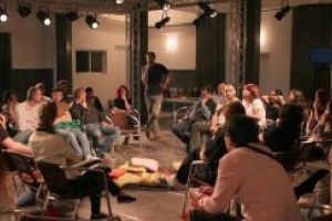 Trupa Osono, în turneu cu un spectacol care vrea să înlăture prejudecăţile despre români şi maghiari