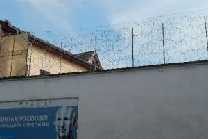 Crimă la Penitenciarul Târgu-Mureş!