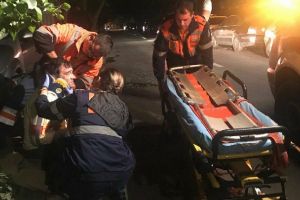 Bezna de pe strazi face victime. Biciclist la spital dupa ce a cazut intr-o groapa nesemnalizata