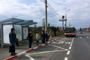 FOTO – Cu NU circulă la timp autobuzele Tursibului. S-a întâmplat luni dimineaţă