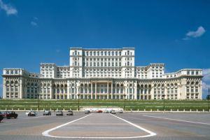 Cei cinci deputaţi de Teleorman au cheltuit, într-o lună, aproape 78.000 de lei cu birourile parlamentare