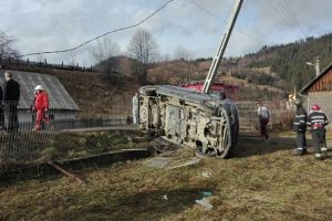 Un nou accident în „curba morţii” de la Prisaca Dornei
