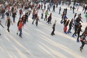 Doua patinoare in Ploiesti, in acest sezon. Vezi aici preturile la 