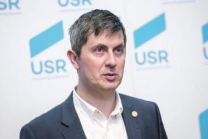 Lozincarii imbogatiti de la stat/ Șeful USR a primit, prin firma sa, contracte de la guvernele şi autorităţile locale conduse de PSD