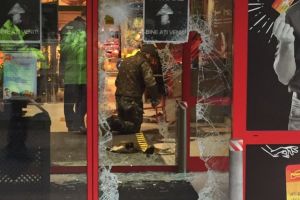 Imagini de la eveniment. Politistii in alerta. Atac la aparatele Pay-Point. Doua astfel de aparate au fost sustrase la Medgidia si Harsova (galerie foto) 
