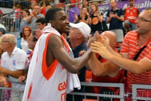 Baschetbaliştii de la CSM CSU Oradea s-au revanşat la Piteşti, unde s-au impus cu 73-65