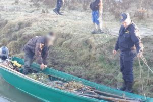Braconaj piscicol in Delta Dunarii. Politistii de frontiera au prins in flagrant mai multi suspecti (galerie foto)