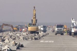 Lucrările la pista Aeroportului “Transilvania”, suspendate