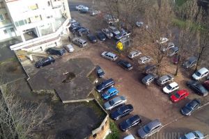 Primăria Oradea cumpără ruina din şanţul Cetăţii pentru a o demola şi a amenaja locuri de parcare