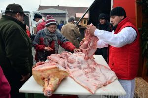 Direcţia de Sănătate Publică Bihor: Sfaturi pentru consumatorii de carne de porc, pentru a evita îmbolnăvirea cu trichineloză