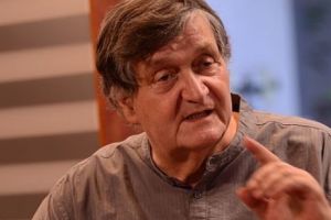 DEMISIA zilei! Criticul literar Alex ȘTEFĂNESCU a renunţat la “BISERICA” sa