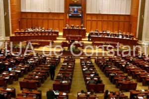 Bugetele Administratiei Prezidentiale, Camerei Deputatilor, Senatului si SGG, aprobate in Parlament