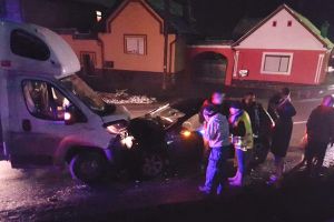 VIDEO FOTO Accident la Șeica Mare. O persoană este rănită
