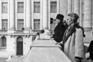 ADEVĂRUL din spatele REVOLUŢIEI din 1989. ELENA CEAUŞESCU, ţinţa a TREI tentative de OMOR