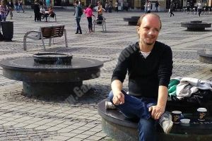 TABLETA  DE  MARȚI  – Daniel  TACHE – Amintiri din ţara de carton – Europa